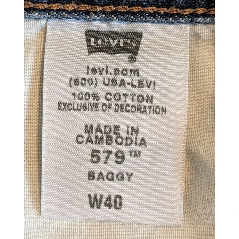 Levis 579 Baggy Denim Shorts Mens 40 Blue Medium Wash Gold Embroidered Pockets